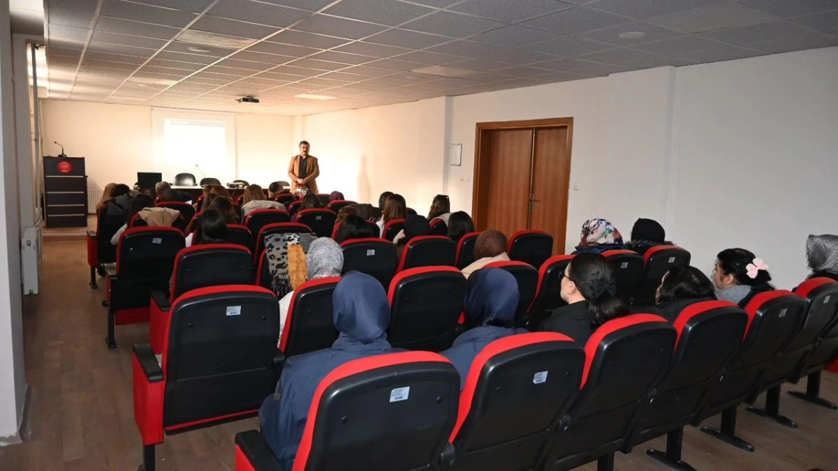 Aile Destek Eylem Planı İçin İstişareler Sürüyor