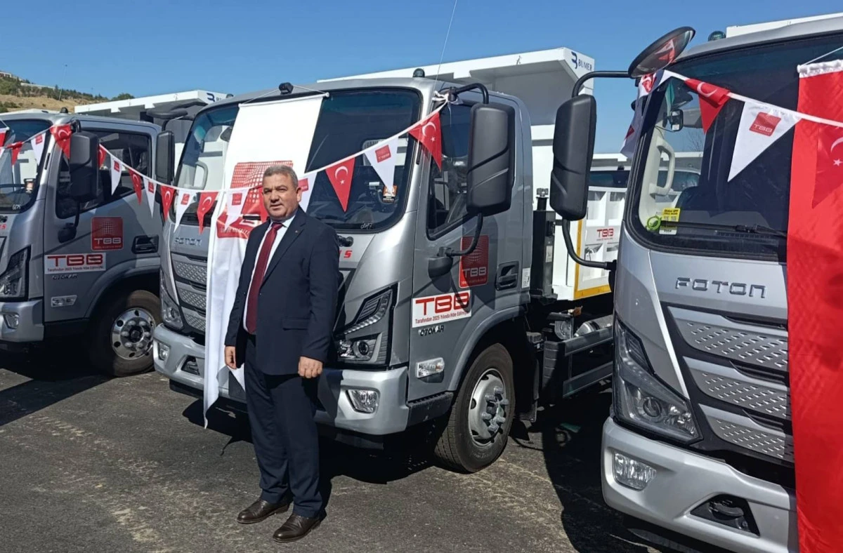 Akçaşehir Belediyesine TBB’den damperli kamyon desteği