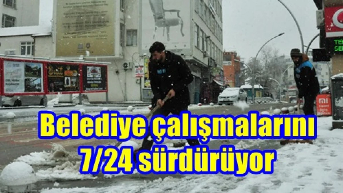 Belediyesi gece g&uuml;nd&uuml;z sahada &ccedil;alışıyor.