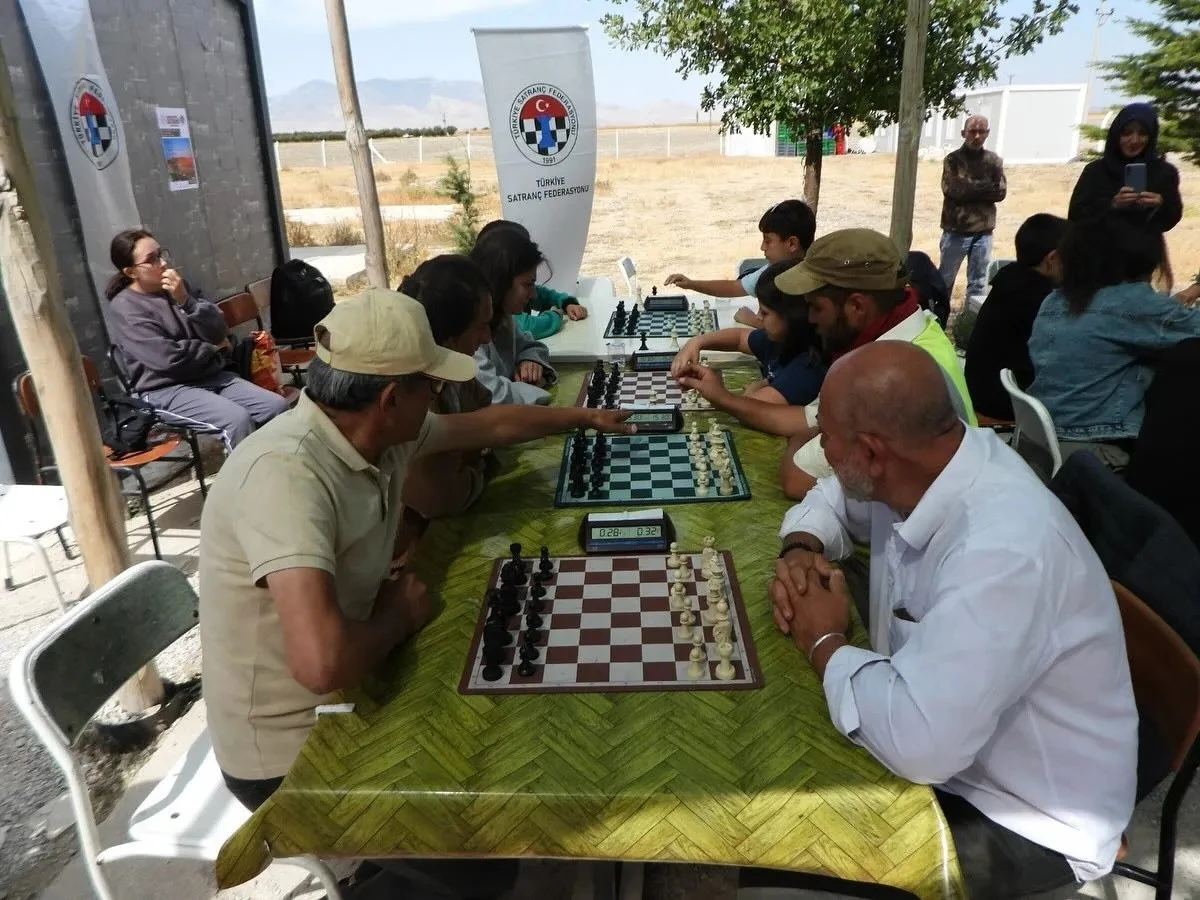 Canhasan höyüğü satranç turnuvası yapıldı