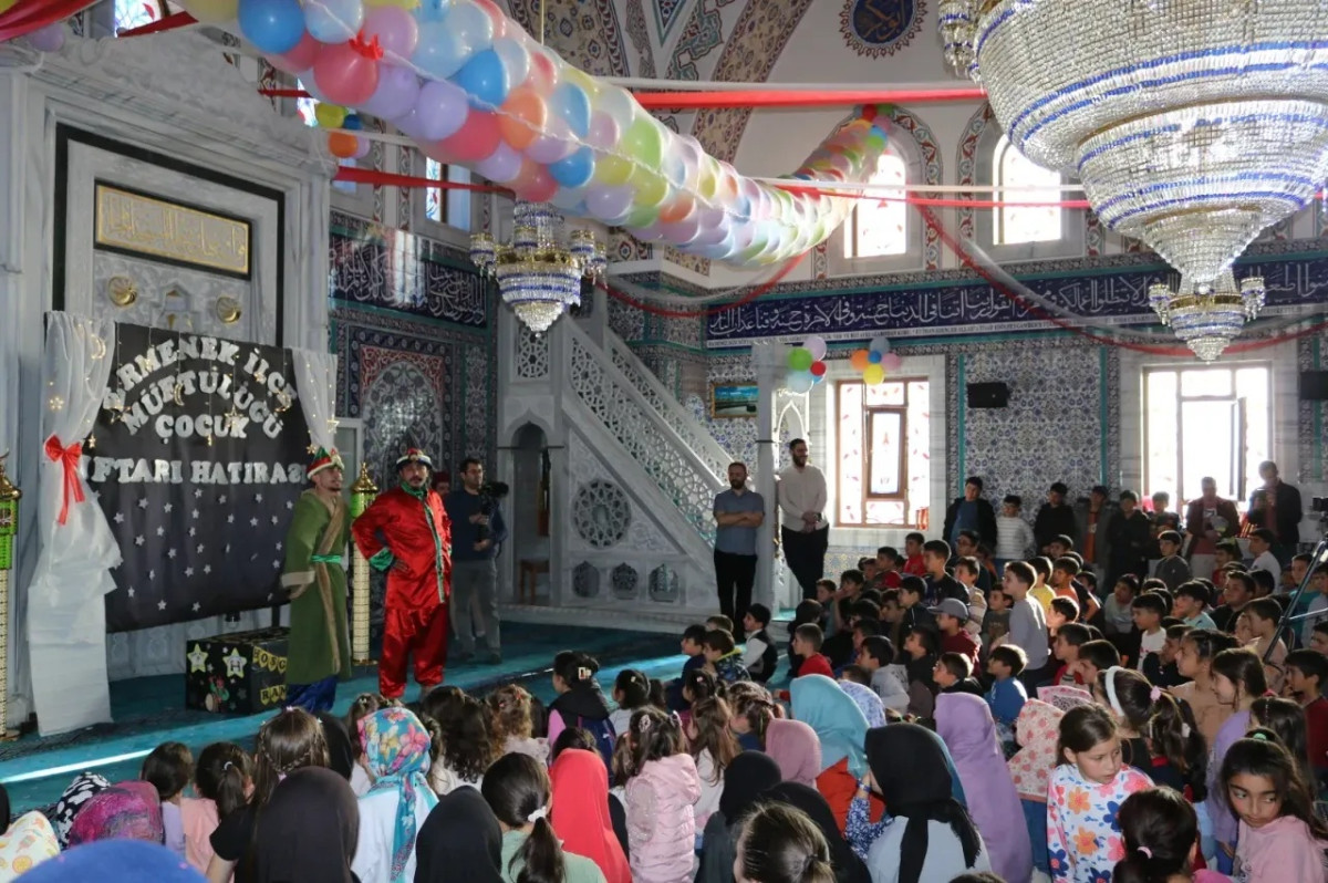Ermenek'te 'Çocuk İftarı' coşkusu yaşandı