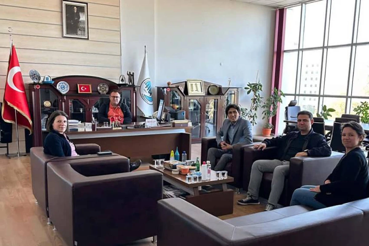 Karaman bilimin uluslararası sahnesinde