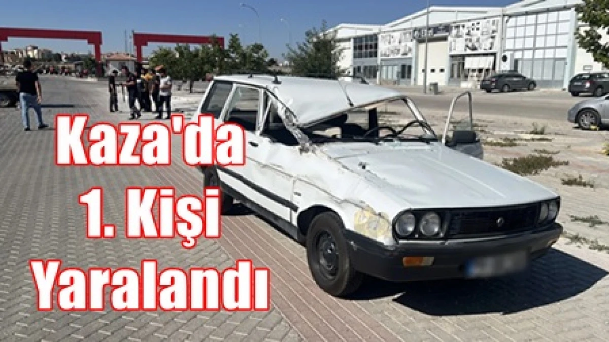 Karamanda kamyonet ile  otomobill &ccedil;arpıştı.