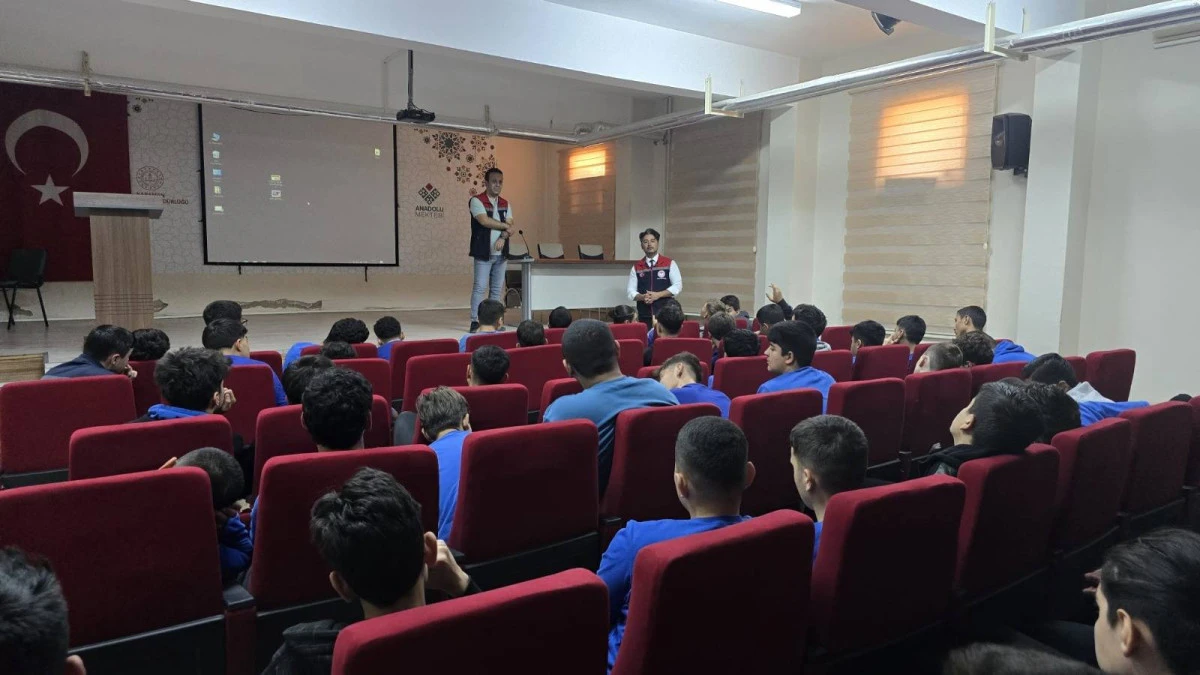 Karaman'da öğrencilere eğitim