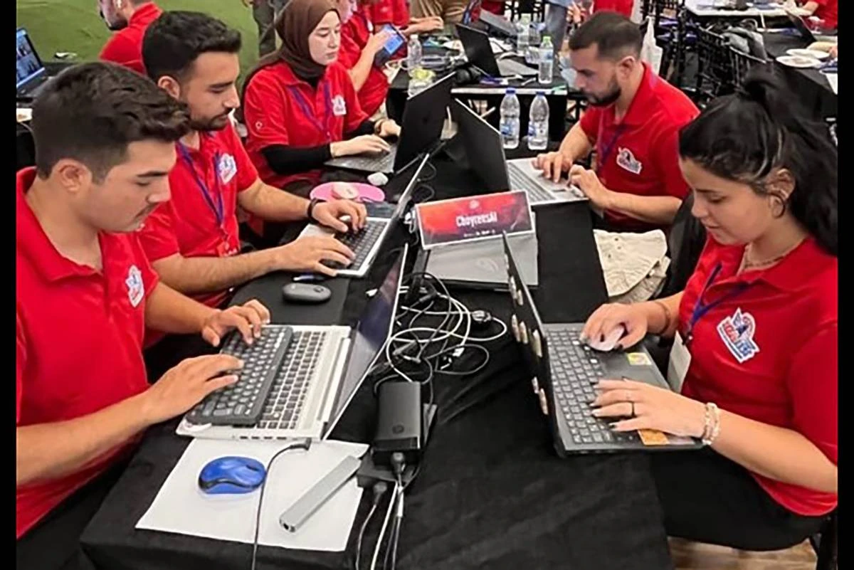 KMÜ’lü gençlerden TEKNOFEST’te çifte başarı