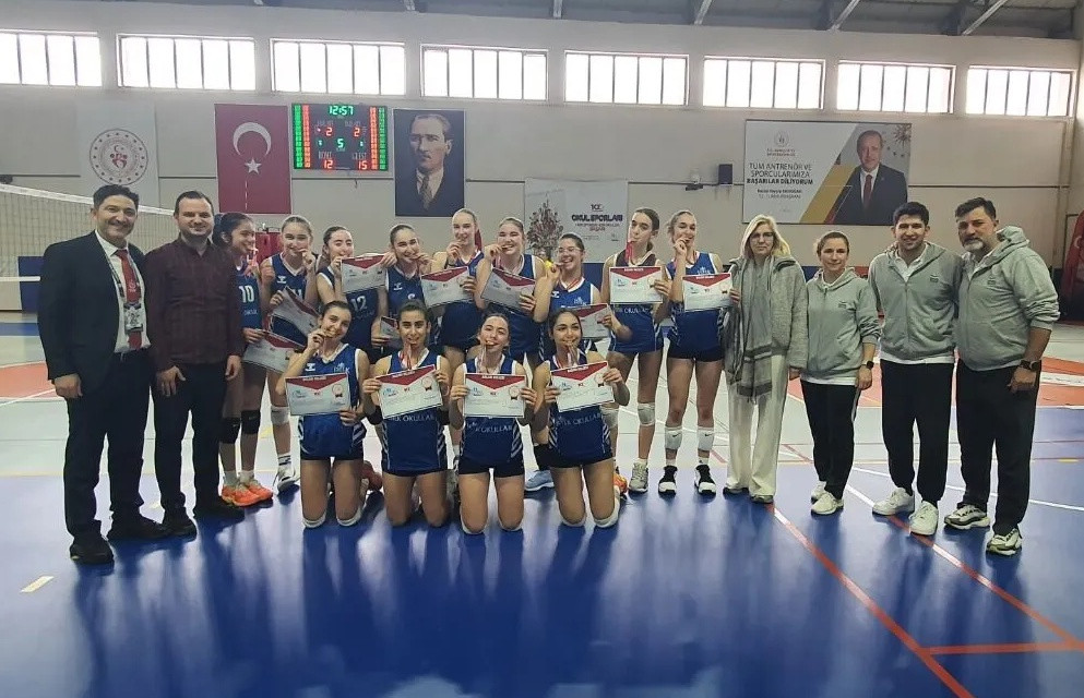 Okul Sporları Voleybol Yıldızlar Yarı Final Müsabakaları Sona Erdi