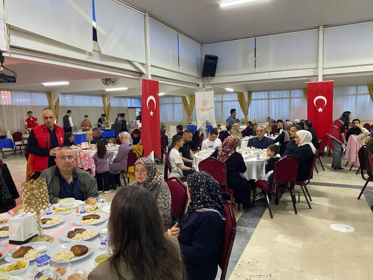 Ramazan Bereketi Vakıfların Sofrasında