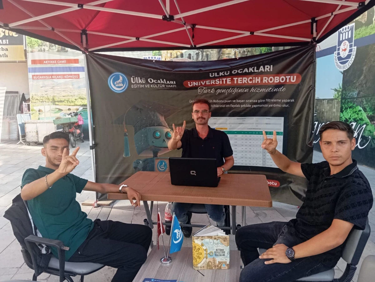 Ülkü Ocakları Tercih Robotu Gençlerin Hizmetinde